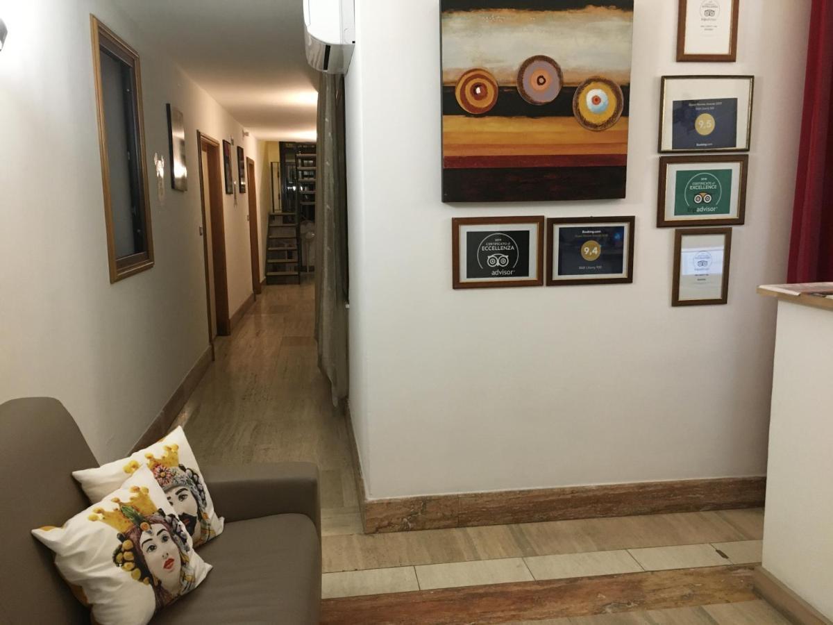 B&B Liberty 900 Aeroporto di Catania Fontana Rossa Esterno foto